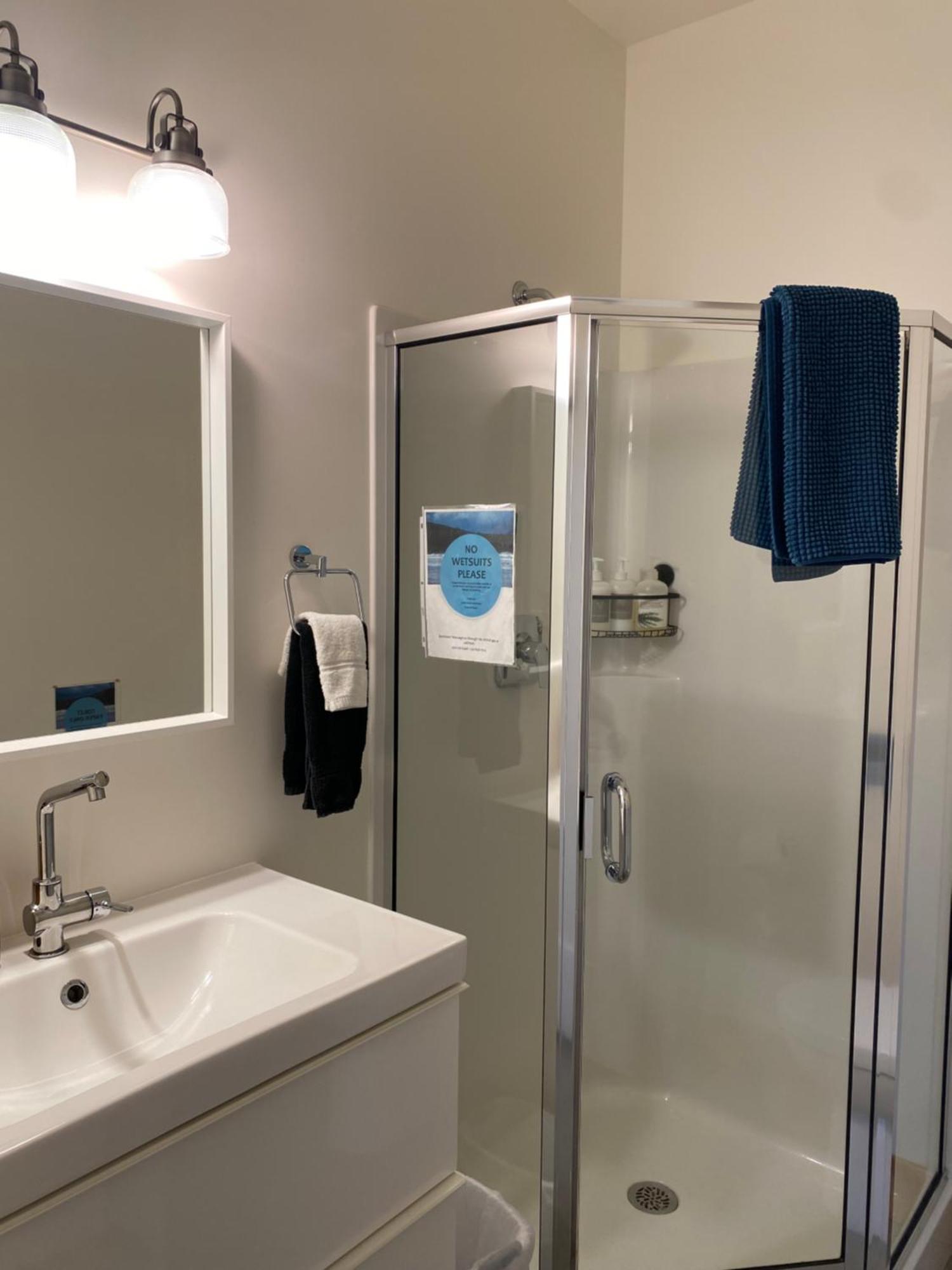Lucky Creek Guest Suite Ucluelet Eksteriør bilde